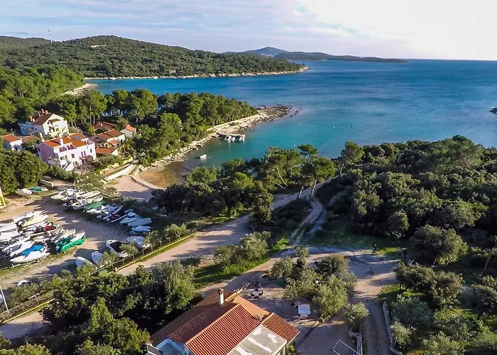 With A Parking Space Artatore, Losinj - 7938 Apartmán Čunski